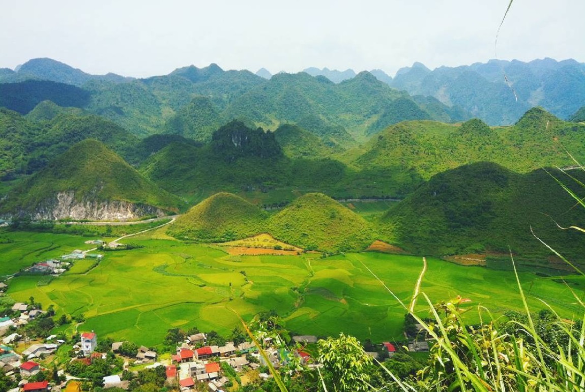 Núi đôi Quản Bạ - tuyệt tác được tạo hóa ưu ái ban tặng cho vùng đất Hà Giang
